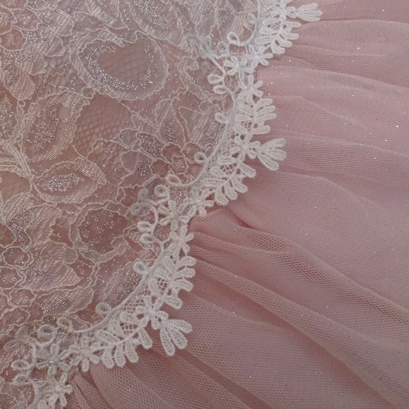 Dress - Picture 3 of 6